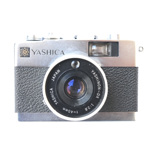 Yashica Electro 35 MC Camera Üretim Tarih:1972 Seri No:30501074 Yashinon-DX 40mm F:2.8 Lens Film Tip:35mm Film Koleksiyon  