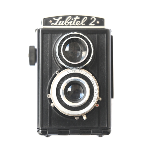 Lübitel 2 TLR 6x6 Camera Üretim Tarih:1955-1980 Russian Seri No:075389 T22-75mm F:4.5 Lens Film Tip:120-220 Rool Film Koleksiyon(1)  