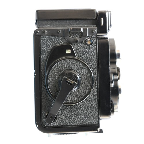 Yashica Mat 124 G TLR 6x6 Cm Camera Üretim Tarih:1971 Seri No:2123790 Yashinon 80mm F:3.5 Lens Seri No:1086278 Film Tip:120-220 Rool Film Koleksiyon  